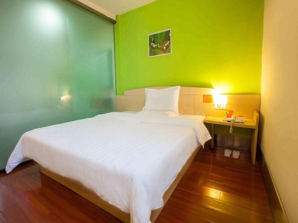 7 Days Inn Shanghai Minhang Dongchuan Road Jiaotong University Екстер'єр фото
